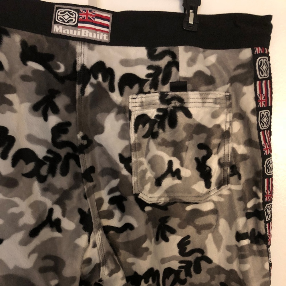 MAUI BUILT Trunks- Size 42